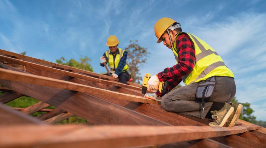 Professional Flat Roofing Installation services in Sunnyside, UT